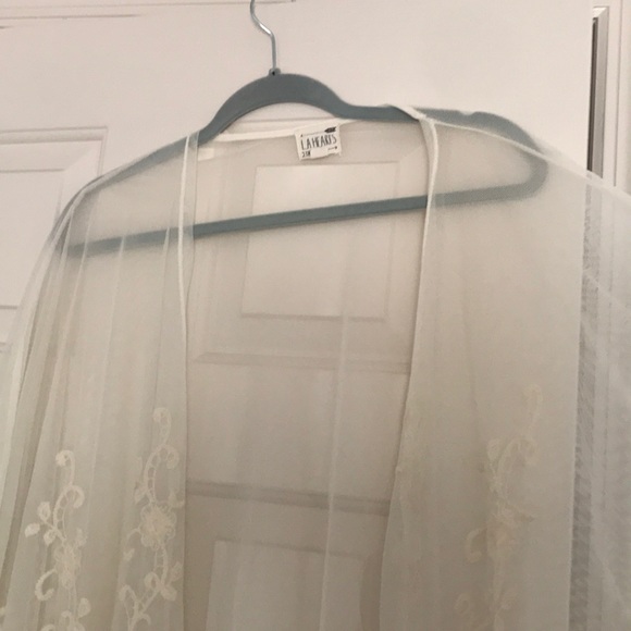 Sheer kimono - Picture 3 of 5